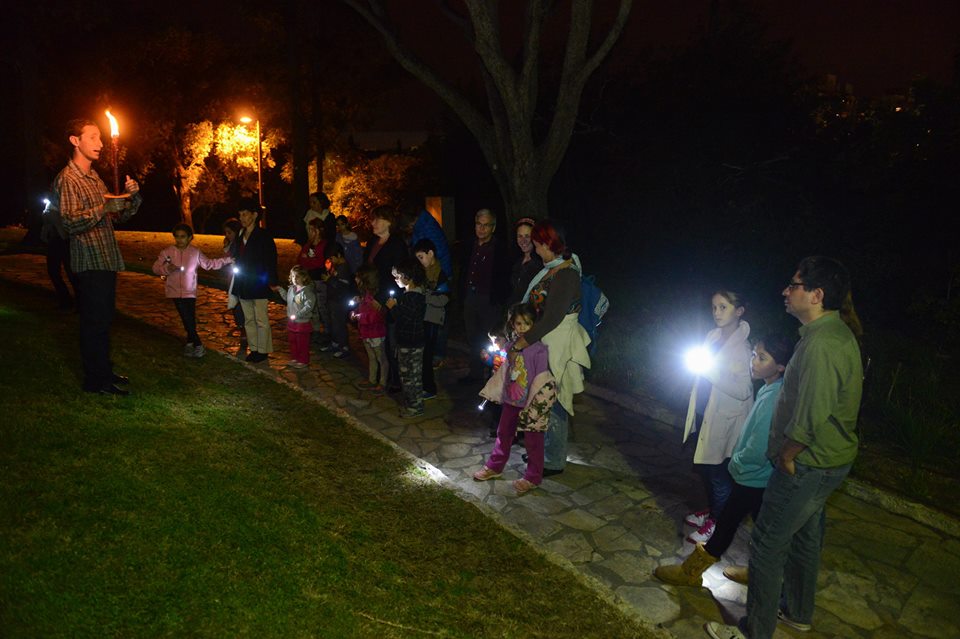 סיור לילי בבית ויצמן - Tour at the Weizmann House Museum